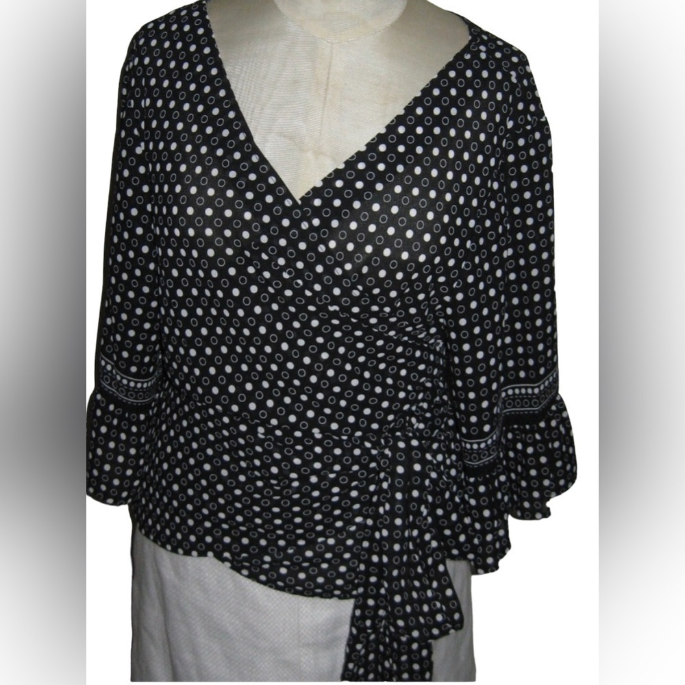MAX STUDIO Floral Bell Sleeve Wrap Blouse Size Medium